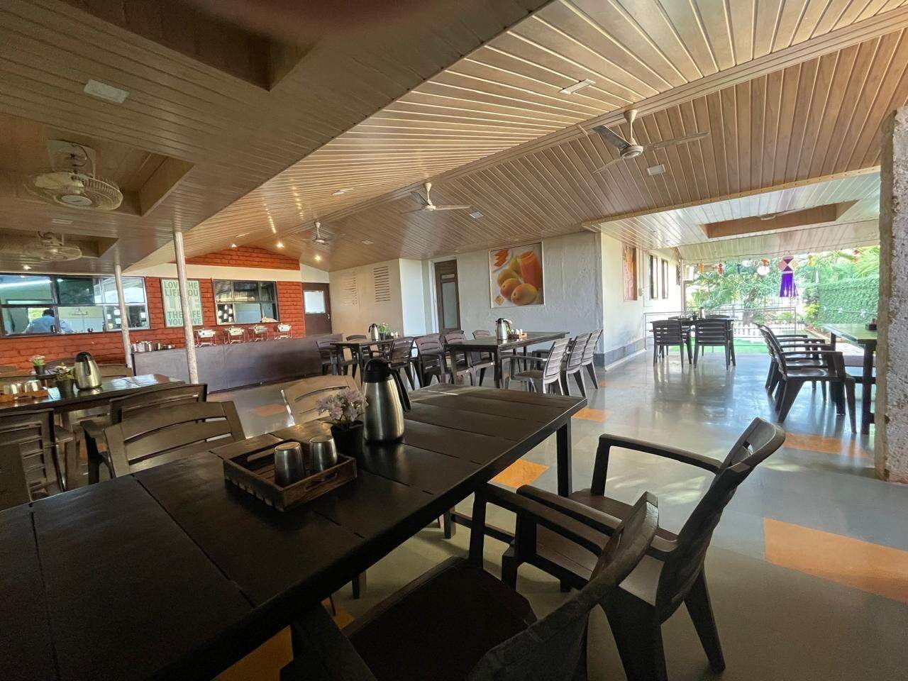 Dining Image